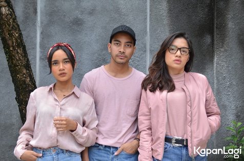 Cantika 'diteror' fans berat sampai ke saudara dan sahabat/©KapanLagi.com®/Natanael Sepaya