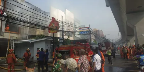 Gerai Ayam Geprek Ruben Onsu Kebakaran