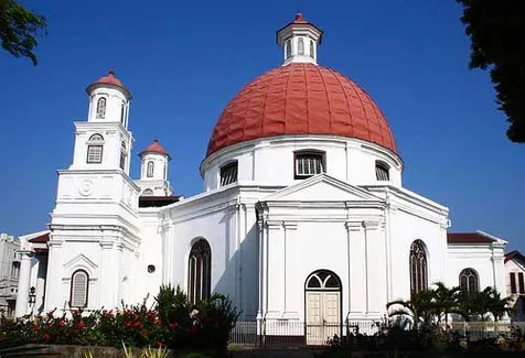 E. Gereja Belenduk