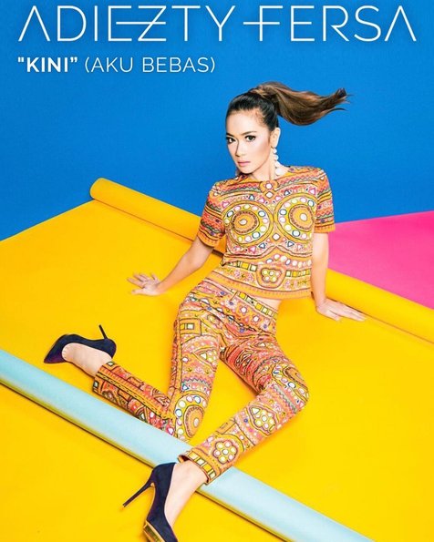 Berkat dukungan Gilang Dirga, Adiezty Fersa resmi merilis single 'Kini (Aku Bebas)' © instagram.com/gilangdirga