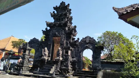 F. Pura Agung Giri Natha