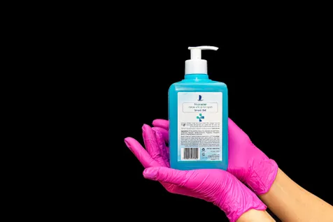 Gunakan Hand Sanitizer