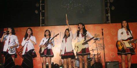 Band JKT48 tampil tahun ini © KapanLagi.com®