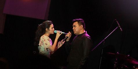 Raisa & Tulus saat berduet pada acara Clear JJF 2014/KapanLagi®