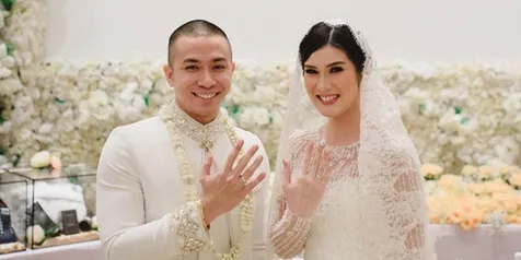 Kisah Cinta Stevi Agnecya dan Anggi Pratama