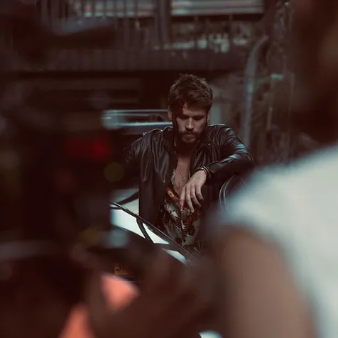 Postingan Perdana Liam Hemsworth