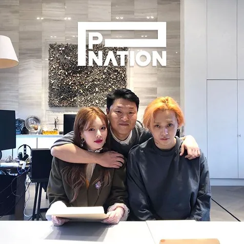 HyunA dan E'Dawn Sudah Punya Agensi