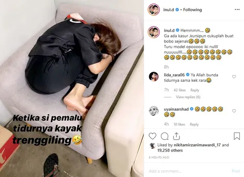 Pose Tidur Jadi Sorotan