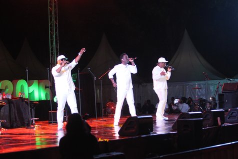 Lagu hits Boyz II Men sukses hangatkan candi Prambanan © KapanLagi.com®/Mathias Purwanto