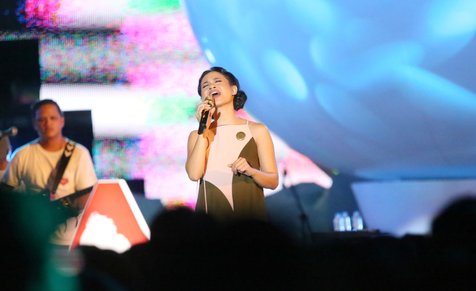 Andien tampil di panggung festival Soundrenaline 2017. © KapanLagi.com/Fikri Alfi Rosyadi