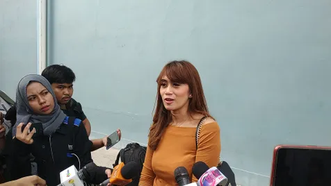 Nia Tak Tahu Pablo Benua Nikah Lagi dengan Rey Utami