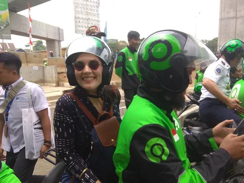 Teman-Teman Berprasangka Buruk