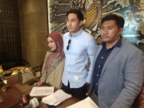 Berawal Dari Bisnis