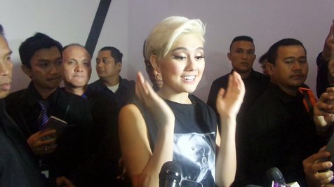 Agnez membocorkan detail seputar album barunya. (Foto: Adi Abbas Nugroho)