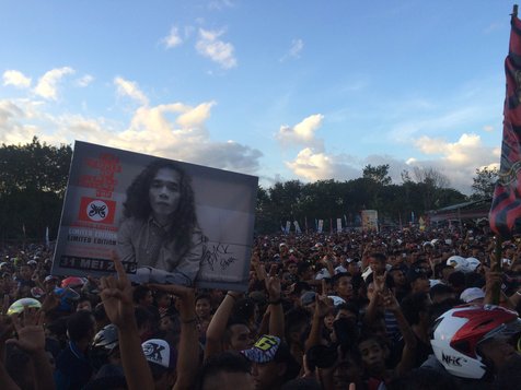 Suasana konser Slank di Atambua © KapanLagi.com®/Fikri Alfi Roysadi