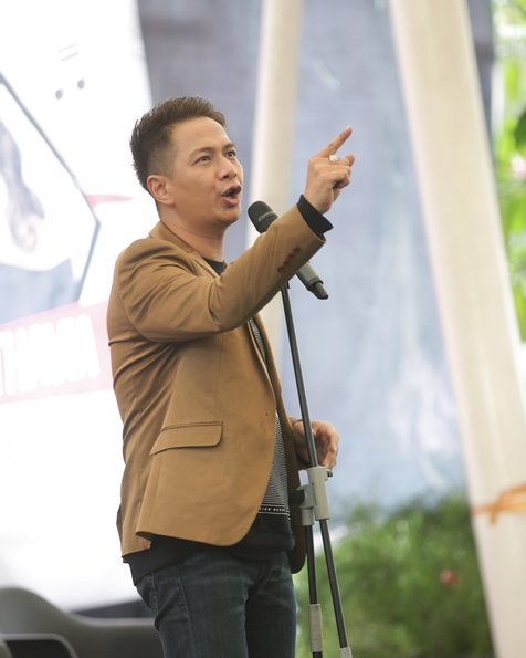 Delon berharap dapat segera gelar konser tunggal. (Cr: Kapanlagi.com/Budy Santoso)