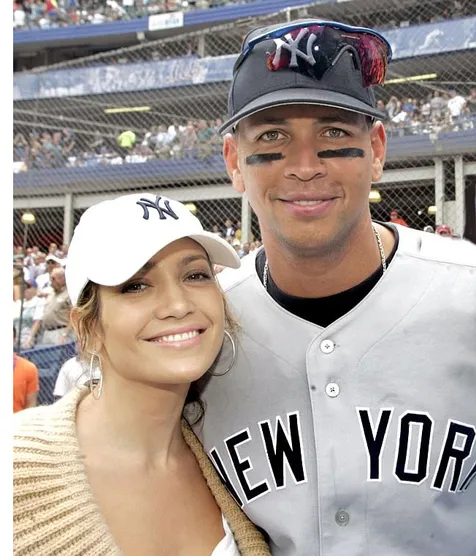 Jennifer Lopez dan pacar barunya diyakini semakin serius © Splashnews.com