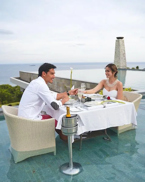 Makan Romantis