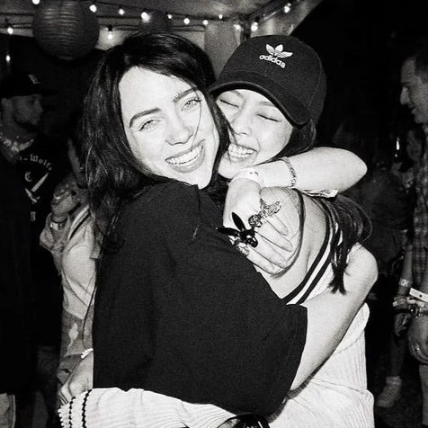 Jennie dan Billie Eilish di Coachella (credit:instagram.com/jennierubyjane)