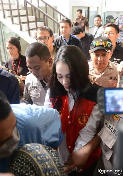 Jennifer Dunn dan Faisal Harris