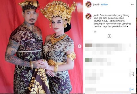 Jerinx Unggah Foto Pernikahan Adat Bali Umumkan Sumpahnya Kapanlagi Com