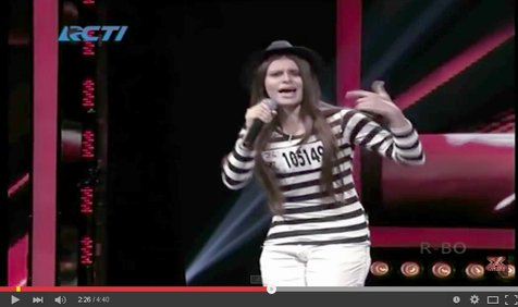 Jessica Bennet membawakan Fancy milik Iggy Azalea © X Factor Indonesia/youtube