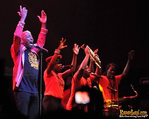 Jimmy Cliff dan tim yang luar biasa @KapanLagi.com®/Bambang E Ros