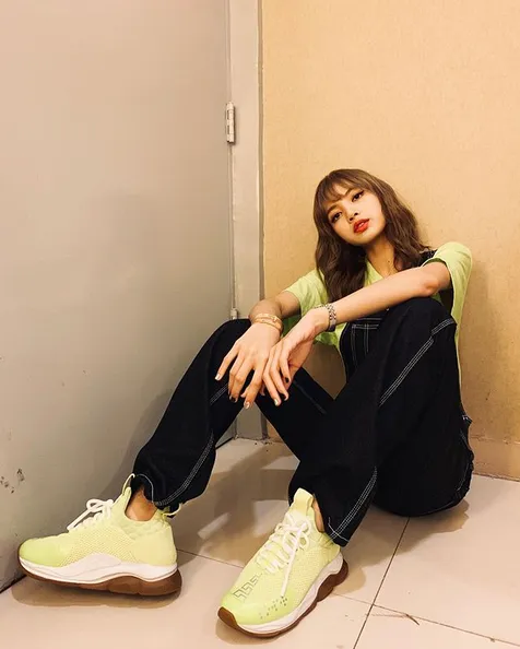 Postingan Lisa