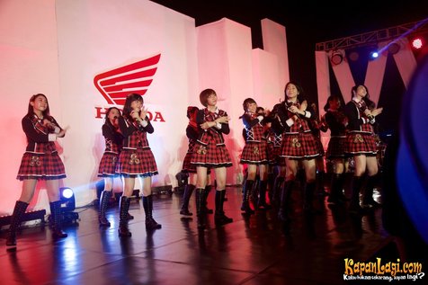 Sebagai idol grup, JKT48 makin berkembang dengan punya tiga tim inti 