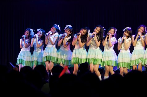 JKT48 gelar konser di Kota Surabaya © Kapanlagi.com®/Djoko Poerwanto