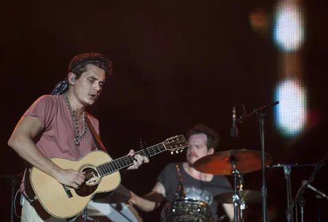 Para Gitaris Punya Sifat Kalem Yang Kuat