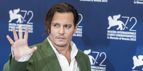 Johnny Depp Membantah