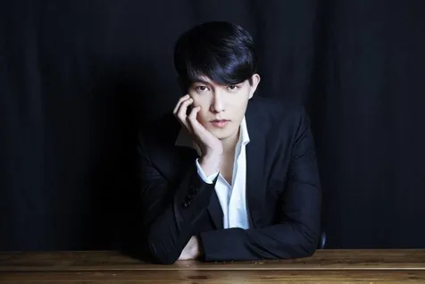 Lee Jong Hyun CN Blue