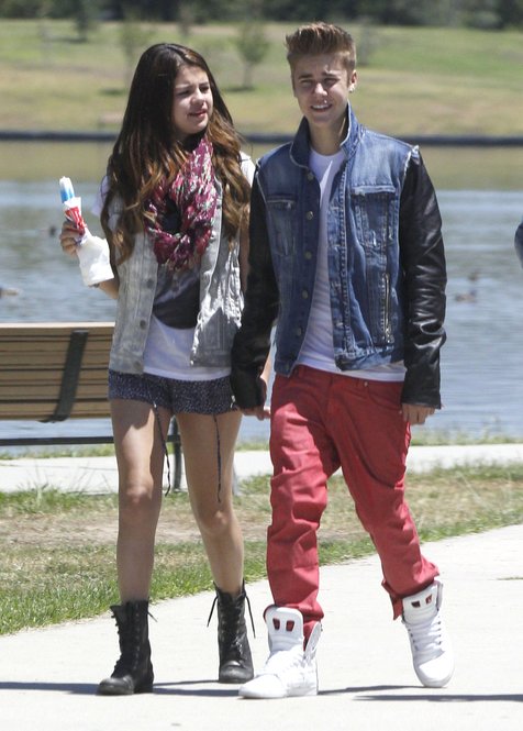 Selena Gomez - Justin Bieber kala masih pacaran ©Fameflynet