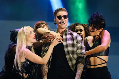 Aksi Justin Bieber Dalam Bermusik Bisa Bikin Lutut Lemas!