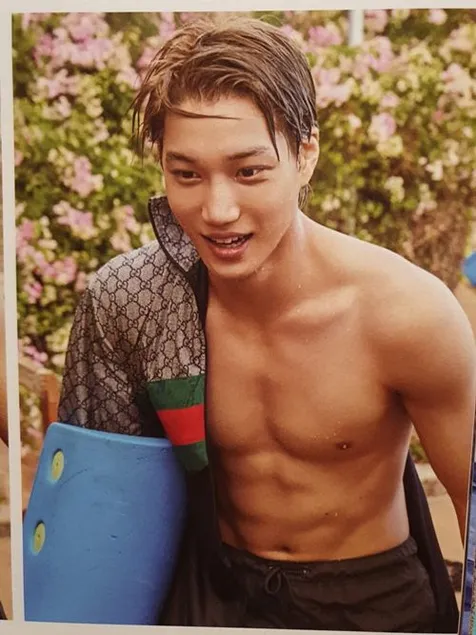 Pamer Abs
