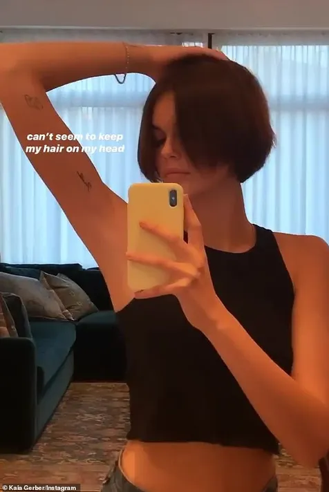 Potong Rambut Pendek