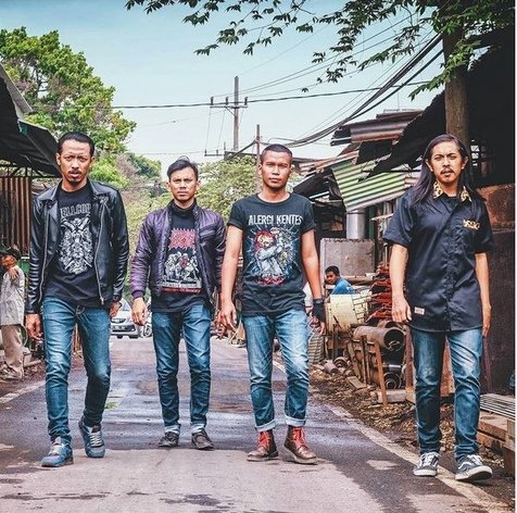 Tak sekedar mengambil nama yang garang, ada arti dan visi di balik nama Karat © Facebook.com/KARAT-METAL