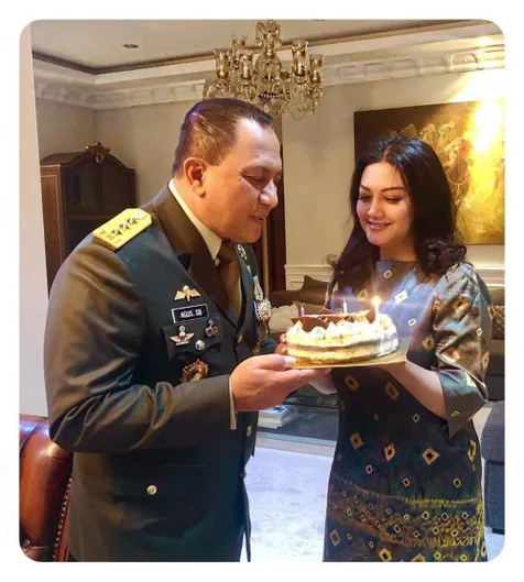 Harus Hormati Atasan dan Senior