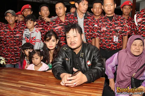Ki Kusumo membuat beberapa ramalan tentang tahun 2014.