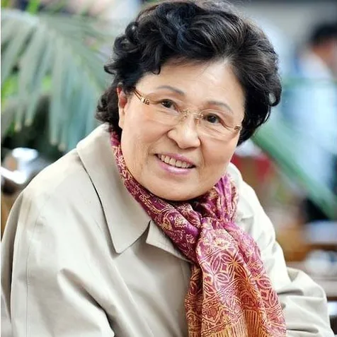 Kabar Duka Pemeran Nenek Di Banyak Drama Korea Ini Meninggal Kapanlagi Com