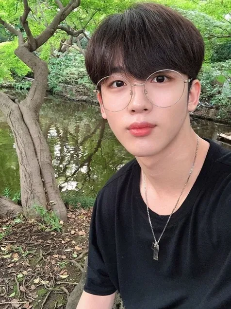 Postingan Kim Yohan