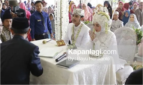 Resmi Menikah