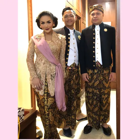 Azriel Foto Bareng Raul Lemos
