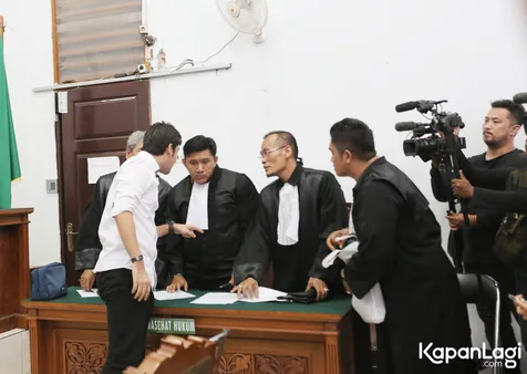 Tak Kapok Berurusan dengan Wanita