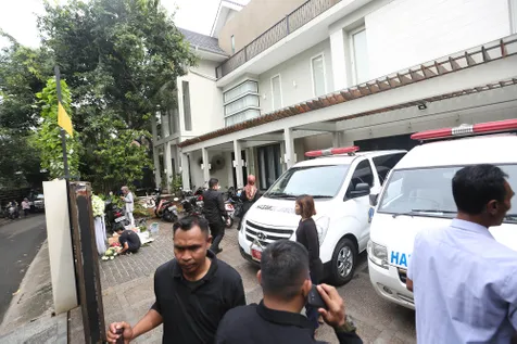 Tiba di Rumah Duka