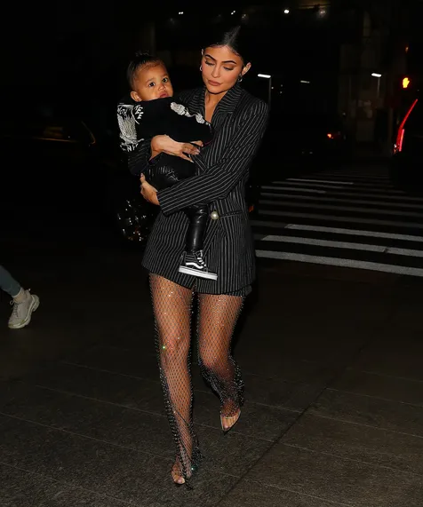 Dinner Bareng Stormi