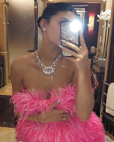 Kalung Berlian untuk Kylie Jenner