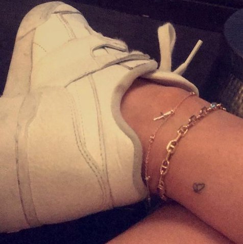 Kylie punya tato baru di bagian kakinya © Kylie's Snapchat