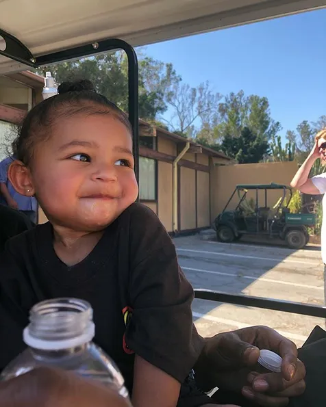 Ekspresi Lucu Baby Stormi